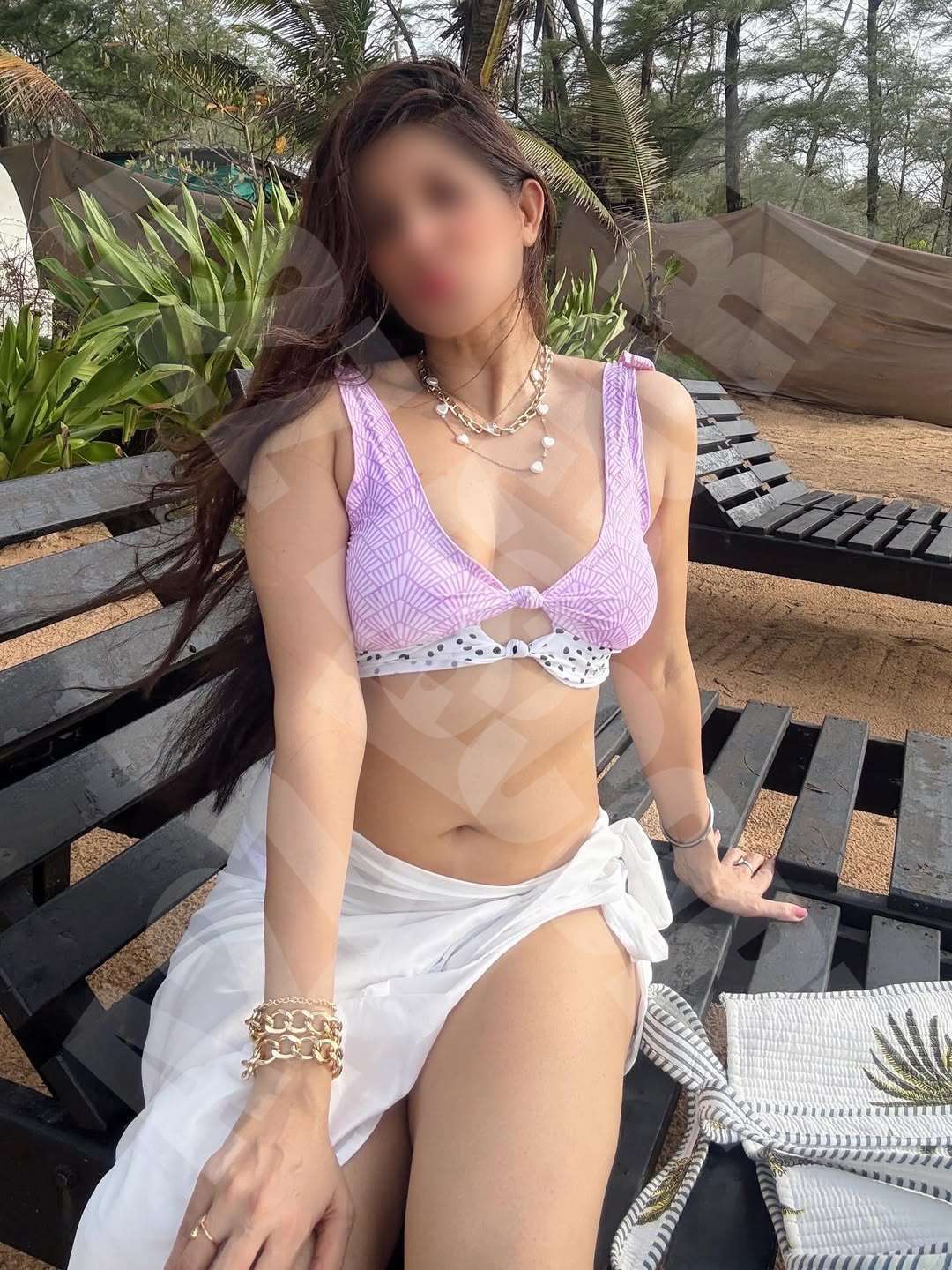 call girls in Vijayawada with stunning companions, playful brunette Call Girl in Vijayawada enjoying the outdoors